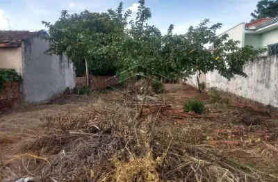 Casa à venda na Vila Mamedina, Lençóis Paulista 