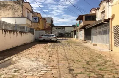 Casa com 2 quartos à venda no Centro, Bauru 