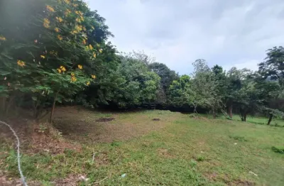 Casa à venda no Jardim Santa Candida, Agudos 