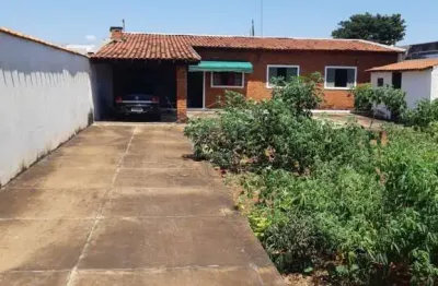 Casa com 2 quartos à venda no Jardim Itamaraty, Lençóis Paulista 