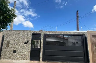 Casa com 2 quartos à venda no Núcleo Residencial Presidente Geisel, Bauru 