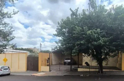 Excelente residência com 02 dormitórios - vila santo antônio