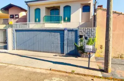 Casa com 4 quartos à venda no Jardim América, Bauru 
