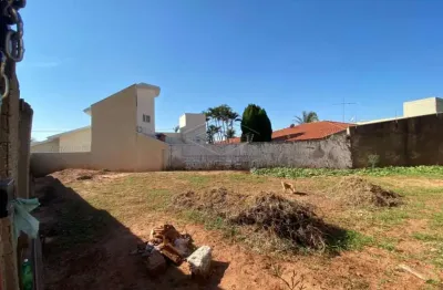 Casa à venda na Vila Jardim Celina, Bauru 