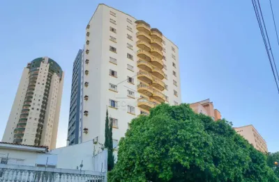Apartamento 3 dormitórios bem conservado no ed. vega
