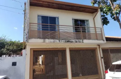 Casa com 3 quartos à venda no Jardim Ouro Verde, Bauru 