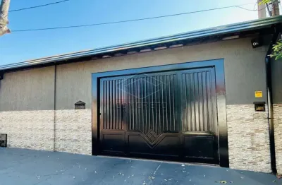 Casa com 3 quartos à venda no Jardim Panorama, Bauru 