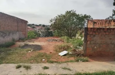 Casa à venda na Vila Garcia, Bauru 