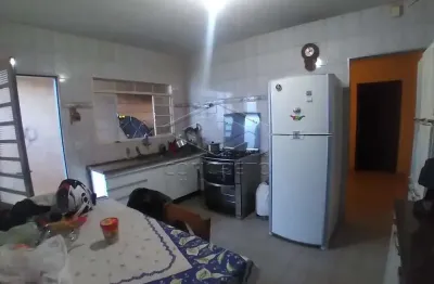 Casa com 4 quartos à venda no Jardim Santa Helena, Jaú 