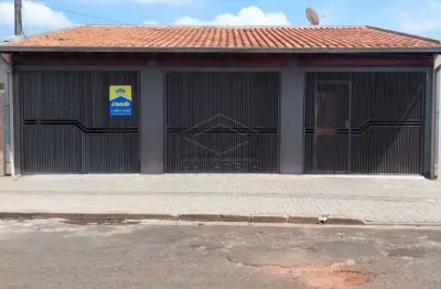 Casa com 3 quartos à venda no Conjunto Habitacional Engenheiro Otávio Rasi, Bauru 