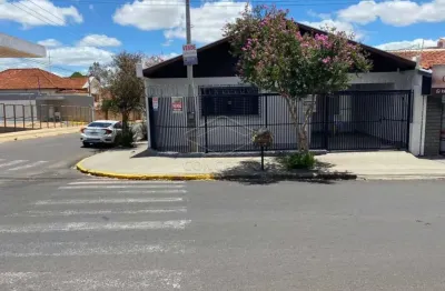 Casa com 3 quartos à venda no Jardim Bela Vista, Bauru 