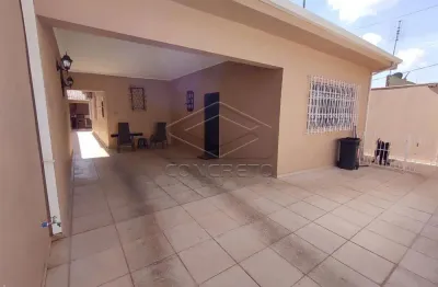 Casa com 4 quartos à venda no Parque Paulista, Bauru 