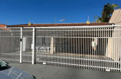 Casa com 3 quartos à venda na Vila Alto Paraíso, Bauru 