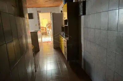 Casa com 3 quartos à venda no Centro, Macatuba 