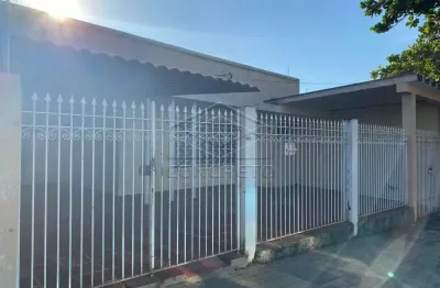 Casa com 3 quartos à venda no Centro, Bauru 