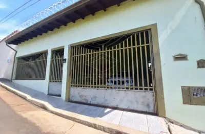 Casa com 3 quartos à venda na Vila Professor Simões, Agudos 