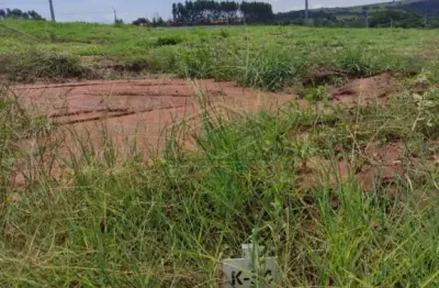 Terreno em condomínio fechado à venda no Residencial Villa de Leon, Piratininga 