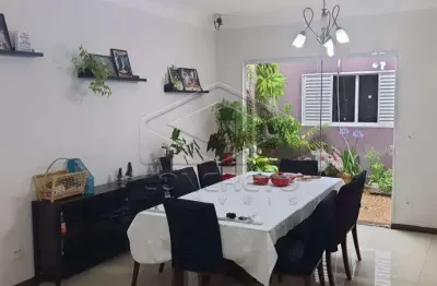Casa com 3 quartos à venda na Vila Souto, Bauru 