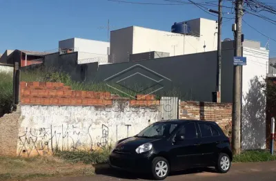 Prédio à venda na Vila São Francisco, Bauru 