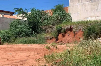 Casa à venda no Núcleo Residencial Perdizes, Bauru 