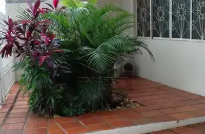 Casa com 3 quartos à venda na Vila Cordeiro, Bauru 