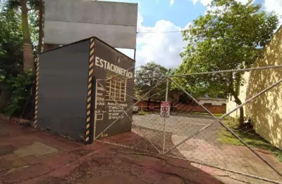 Casa à venda no Centro, Jaú 