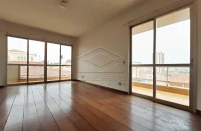 Apartamento com 3 quartos para alugar no Centro, Jaú 