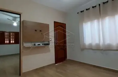 Casa com 2 quartos para alugar no Jardim Itamarati, Jaú 