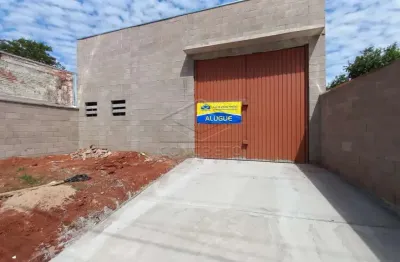 Barracão para locação na av. jorge schneyder filho com 298m², 2 banheiros e telha sanduíche