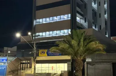 Casa comercial para alugar na Vila Santo Antônio, Bauru 
