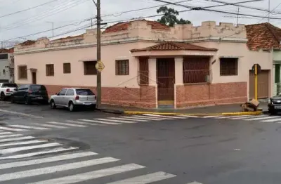 Casa com 3 quartos à venda no Centro, Bauru 