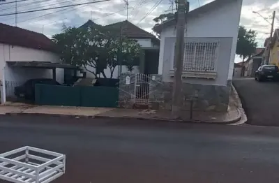 Casa com 1 quarto à venda no Centro, Jaú 