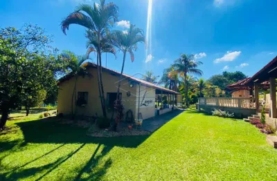Fazenda à venda no Centro, Dois Córregos 