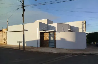 Casa com 3 quartos à venda no Jardim Mendonça, Bauru 