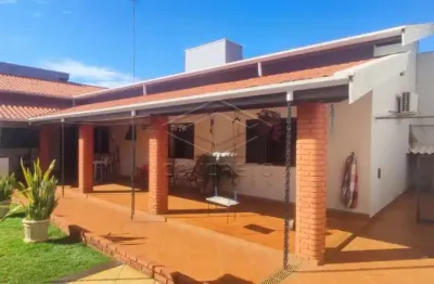 Casa com 3 quartos à venda no Jardim Parati, Jaú 