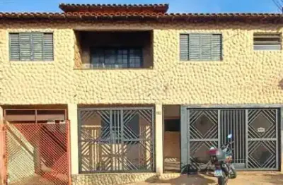 Casa com 3 quartos à venda no Núcleo Habitacional José Regino, Bauru 
