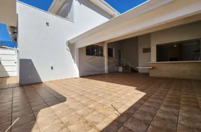 Casa com 3 quartos à venda no Jardim Netinho Prado, Jaú 