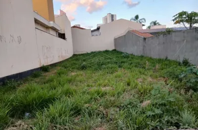 Casa à venda na Vila América, Bauru 