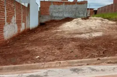 Casa à venda no Jardim Maria Carolina, Igaraçu do Tietê 