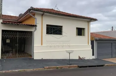 Casa com 3 quartos à venda na Vila Falcão, Bauru 