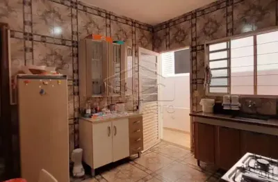 Casa com 2 quartos para alugar na Vila Nova, Jaú 