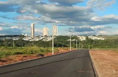 Terreno em condomínio fechado à venda na Vila Serrão, Bauru 