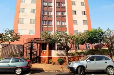 Apartamento com 3 quartos para alugar na Vila Santa Clara, Bauru 