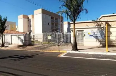 Lindo apartamento completo em armários com ar condicionado na sala