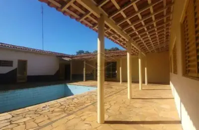 Casa com 7 quartos para alugar no Recanto Azul, Botucatu 
