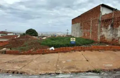 Prédio à venda na Vila Narcisa, Barra Bonita 