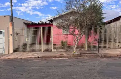 Casa com 1 quarto à venda no Jardim Redentor, Bauru 