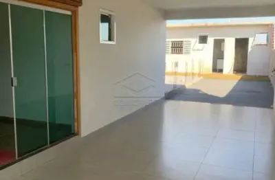 Casa com 2 quartos para alugar no Jardim Santa Helena, Barra Bonita 