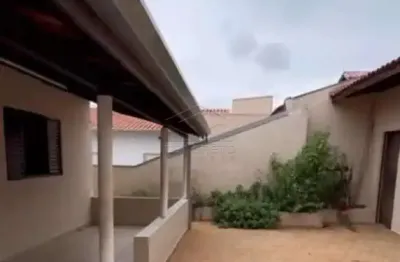 Casa com 3 quartos à venda no Jardim Peabiru, Botucatu 