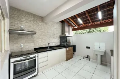 Casa com 3 quartos para alugar no Jardim Amália, Bauru 